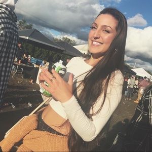 Meet your Posher, Haley